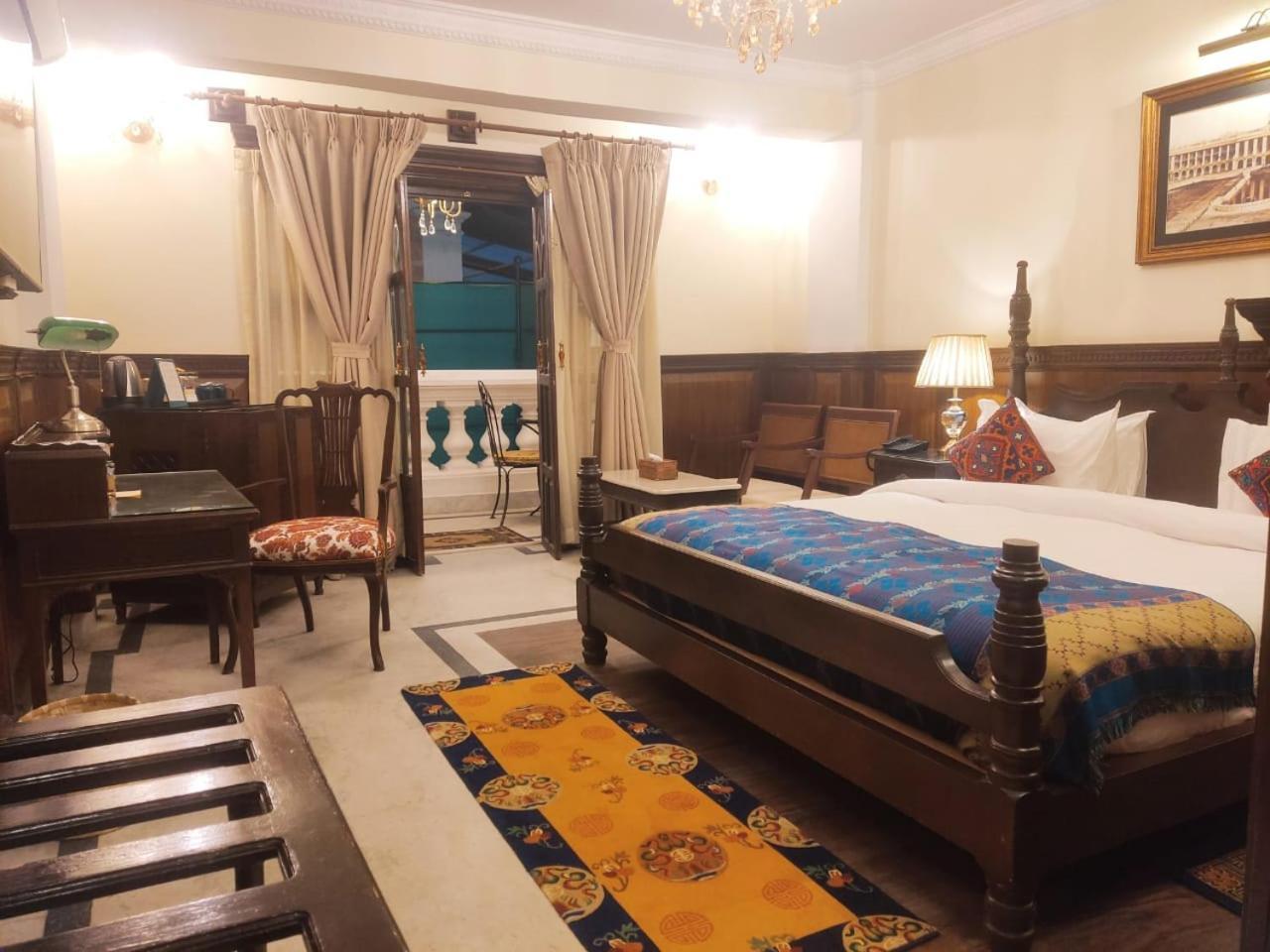 Baber Mahal Vilas - The Heritage Hotel Катманду Екстериор снимка
