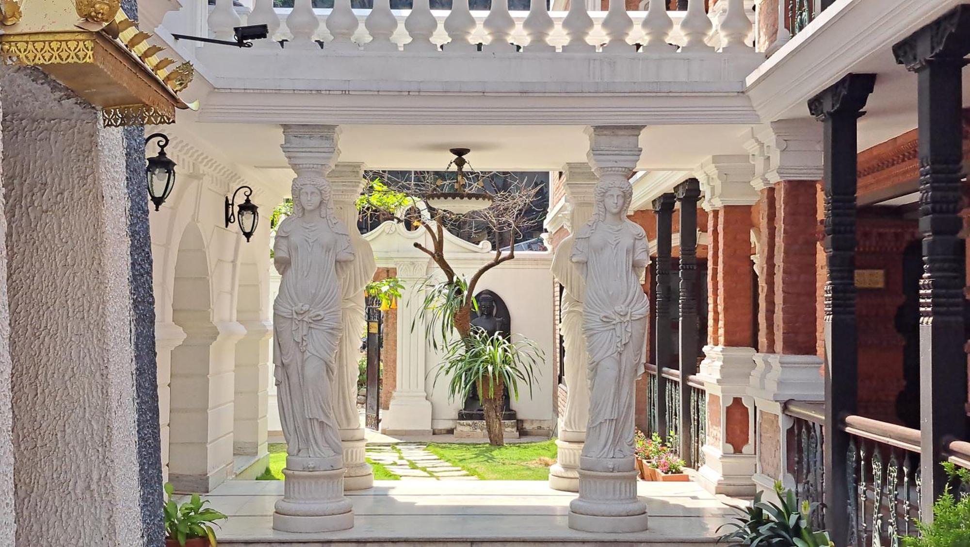 Baber Mahal Vilas - The Heritage Hotel Катманду Екстериор снимка