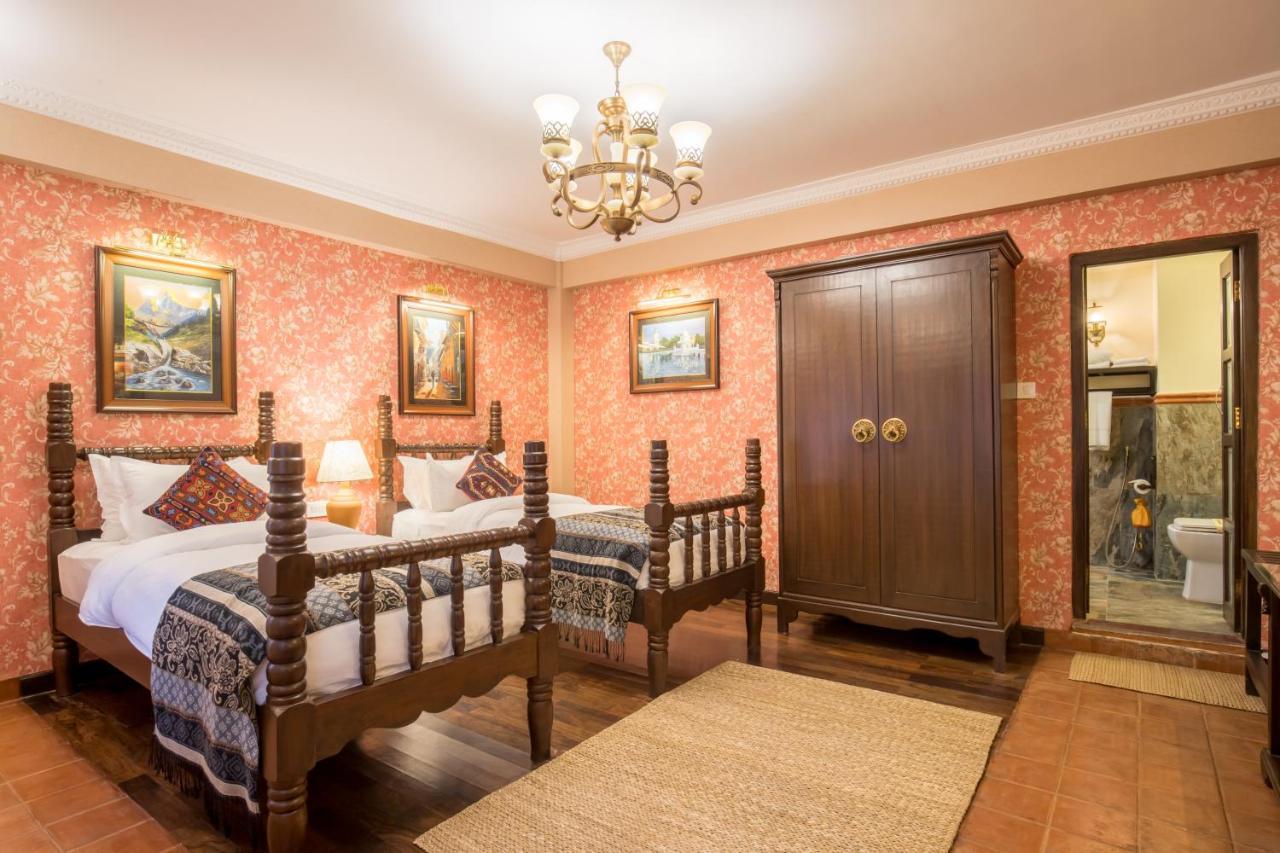 Baber Mahal Vilas - The Heritage Hotel Катманду Екстериор снимка
